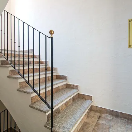 Guest house Karama