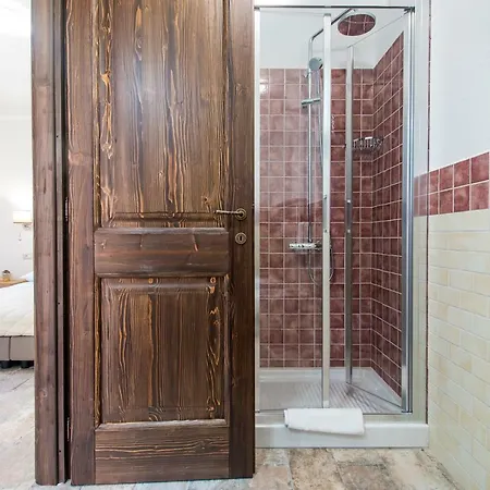 Guest house Karama